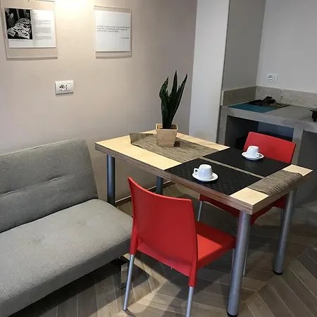 Suzzi Bed & Breakfast