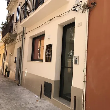 Suzzi